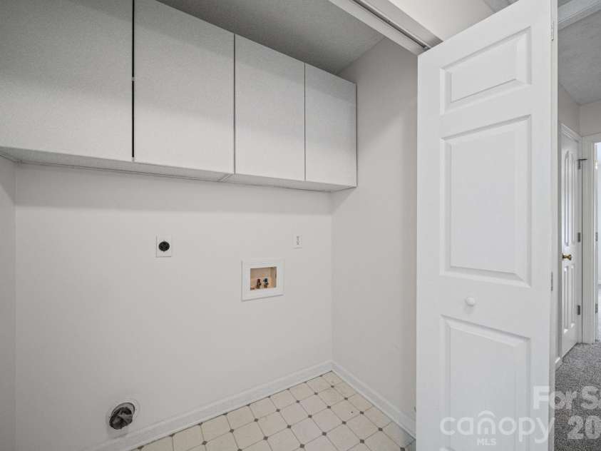 1625 Begonia Way, Rock Hill, SC 29732.  MLS# CAR4389196, YatesRealty ID 32520. 