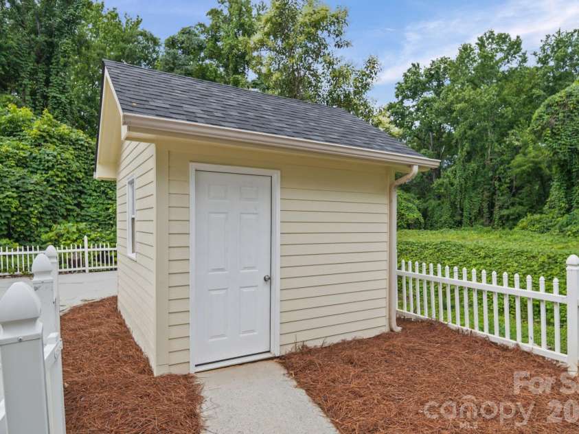 1625 Begonia Way, Rock Hill, SC 29732.  MLS# CAR4389196, YatesRealty ID 32520. 