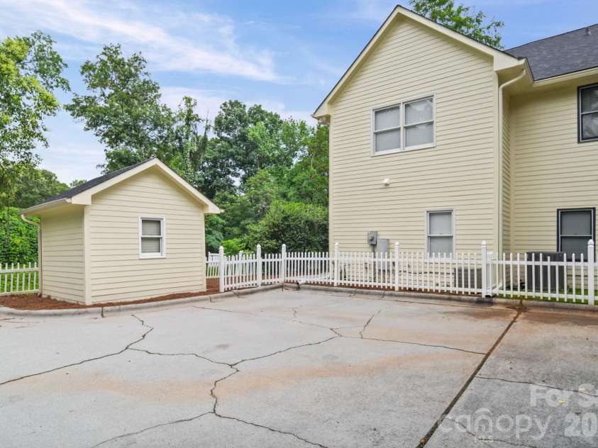 1625 Begonia Way, Rock Hill, SC 29732.  MLS# CAR4389196, YatesRealty ID 32520. 