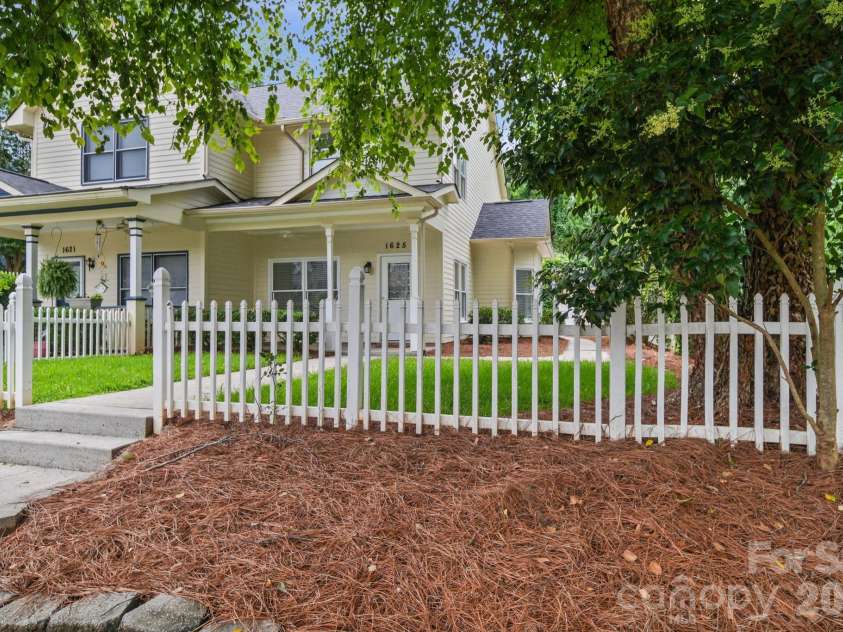 1625 Begonia Way, Rock Hill, SC 29732.  MLS# CAR4389196, YatesRealty ID 32520. 