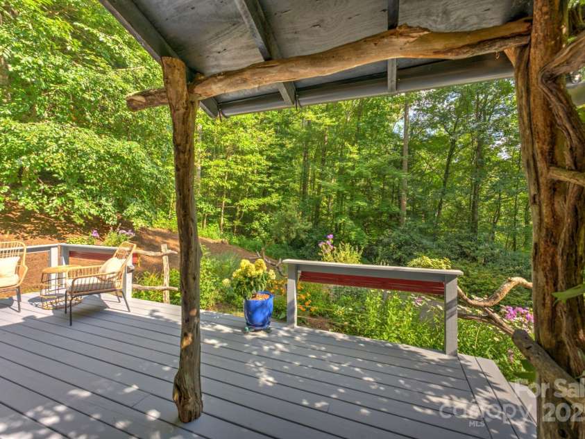 48 Black Oak Forest Road, Fairview, NC 28730.  MLS# CAR4275756, YatesRealty ID 32522. Out the Front Door