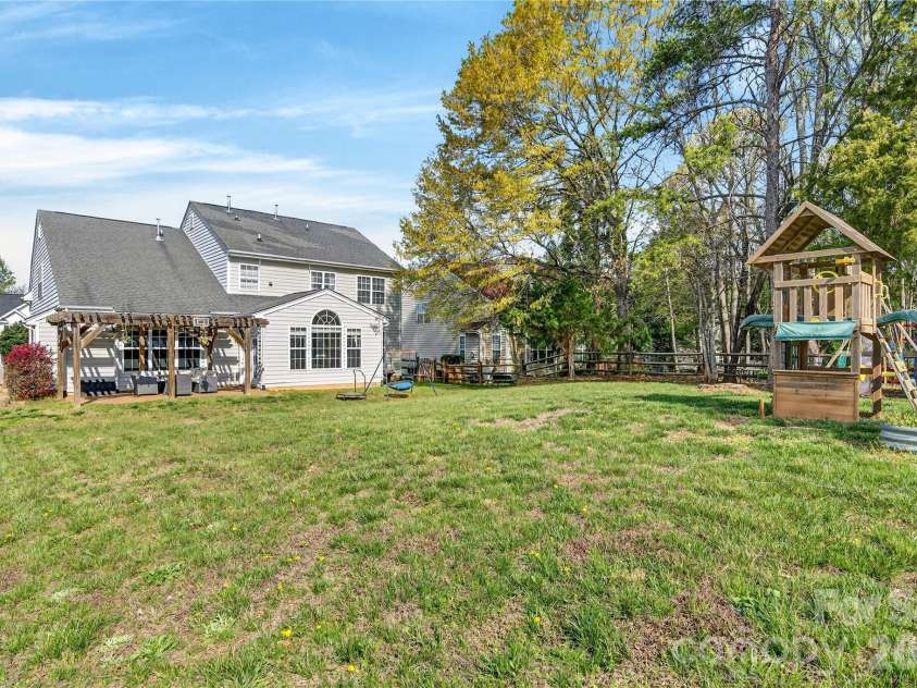 851 Brookdale Lane, Stanley, NC 28164.  MLS# CAR4361851, YatesRealty ID 32523. 