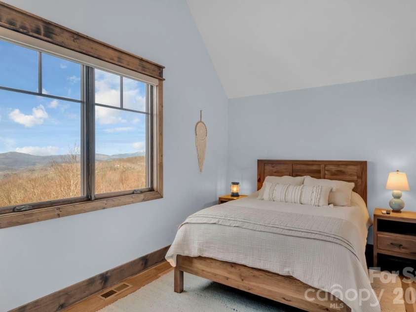 52 Great Sky Court, Banner Elk, NC 28604.  MLS# CAR4355771, YatesRealty ID 32524. 