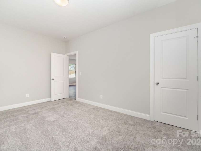 1005 Donohoe Road, Gastonia, NC 28052.  MLS# CAR4307783, YatesRealty ID 32525. 
