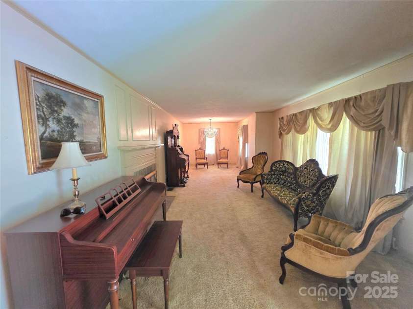 606 Dartmouth Drive, Gastonia, NC 28054.  MLS# CAR4277528, YatesRealty ID 32527. 