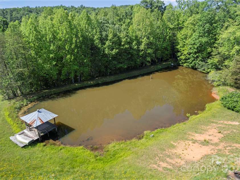 1154 WOODROW Place, Lenoir, NC 28645.  MLS# CAR4250503, YatesRealty ID 3253. 