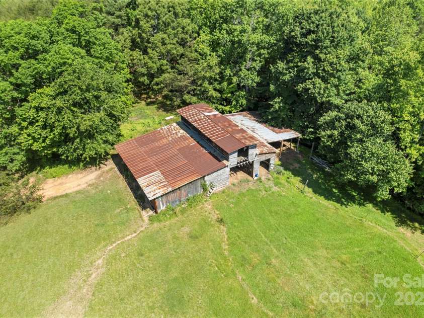 1154 WOODROW Place, Lenoir, NC 28645.  MLS# CAR4250503, YatesRealty ID 3253. 