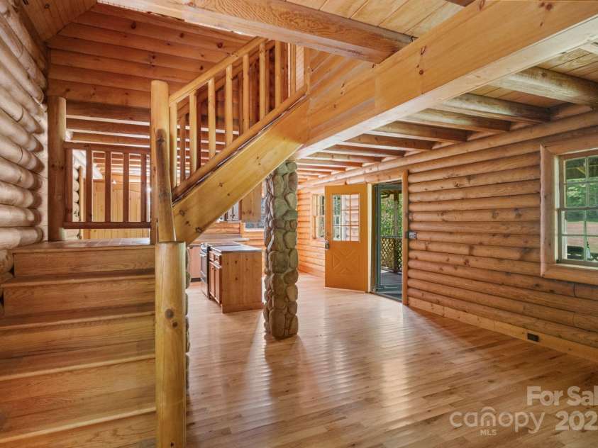 1154 WOODROW Place, Lenoir, NC 28645.  MLS# CAR4250503, YatesRealty ID 3253. 