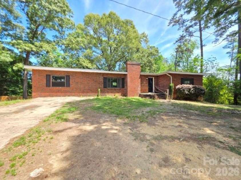 4268 Vincent Street, Kannapolis, NC 28081.  MLS# CAR4380887, YatesRealty ID 32530. 