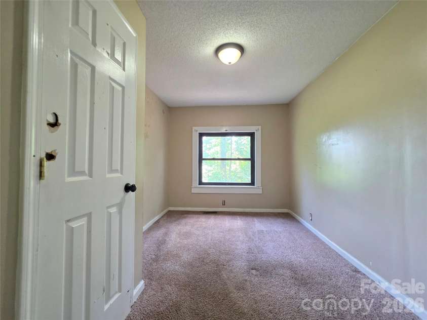4268 Vincent Street, Kannapolis, NC 28081.  MLS# CAR4380887, YatesRealty ID 32530. 