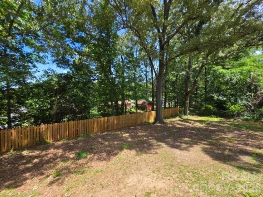 4268 Vincent Street, Kannapolis, NC 28081.  MLS# CAR4380887, YatesRealty ID 32530. 