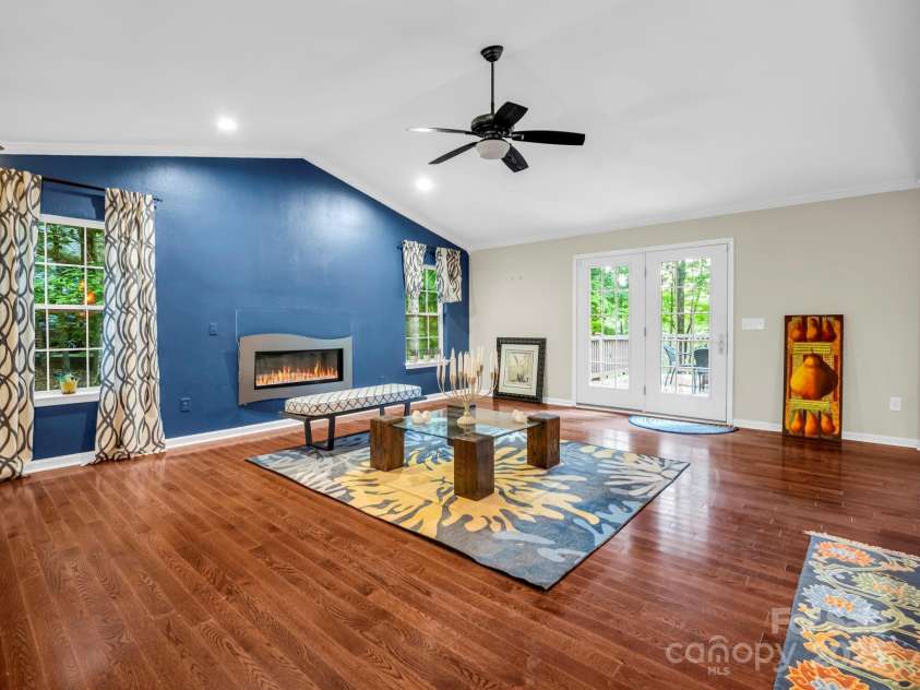 636 Shawn Rachel Parkway, Hendersonville, NC 28792.  MLS# CAR4241804, YatesRealty ID 32530. 