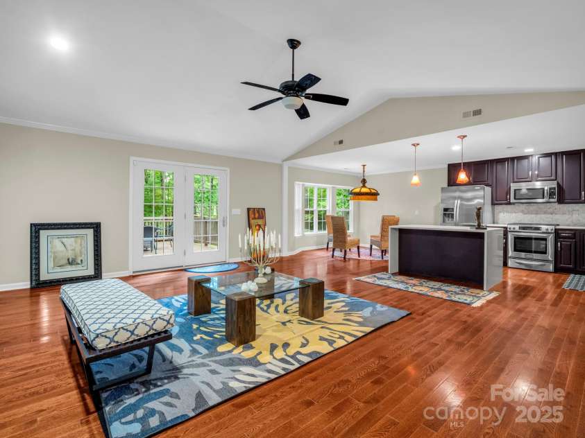636 Shawn Rachel Parkway, Hendersonville, NC 28792.  MLS# CAR4241804, YatesRealty ID 32530. 