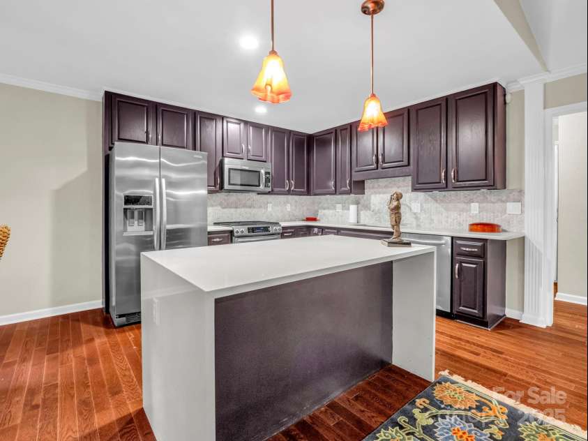 636 Shawn Rachel Parkway, Hendersonville, NC 28792.  MLS# CAR4241804, YatesRealty ID 32530. 