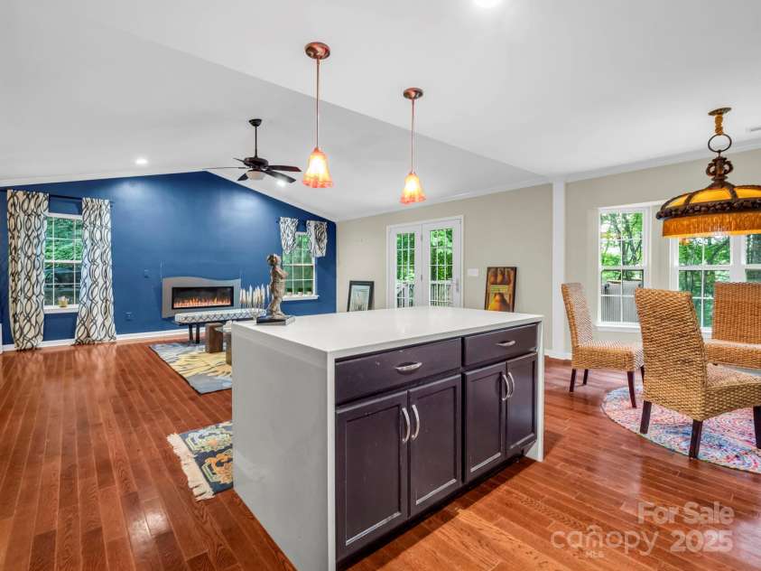 636 Shawn Rachel Parkway, Hendersonville, NC 28792.  MLS# CAR4241804, YatesRealty ID 32530. 