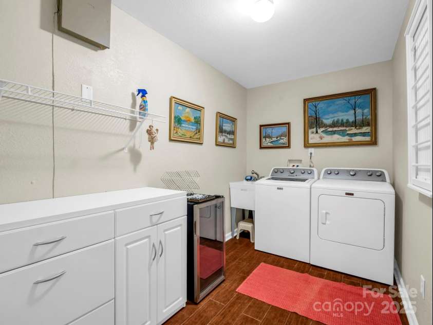 636 Shawn Rachel Parkway, Hendersonville, NC 28792.  MLS# CAR4241804, YatesRealty ID 32530. 