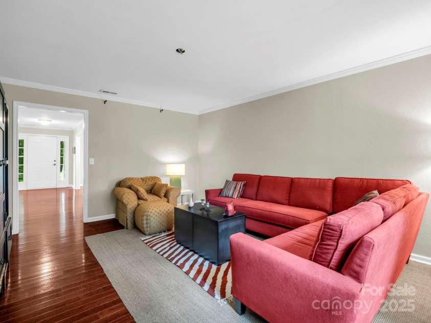 636 Shawn Rachel Parkway, Hendersonville, NC 28792.  MLS# CAR4241804, YatesRealty ID 32530. 