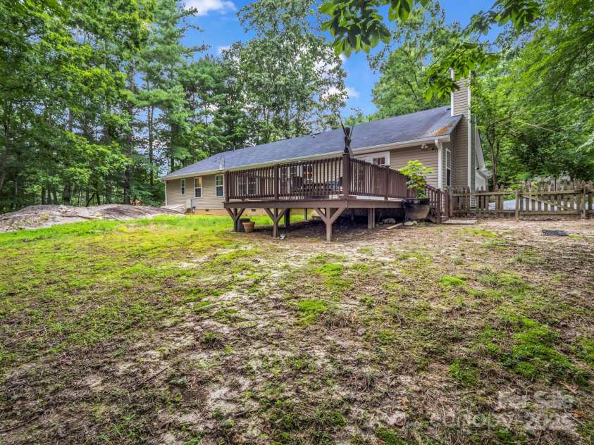 636 Shawn Rachel Parkway, Hendersonville, NC 28792.  MLS# CAR4241804, YatesRealty ID 32530. 