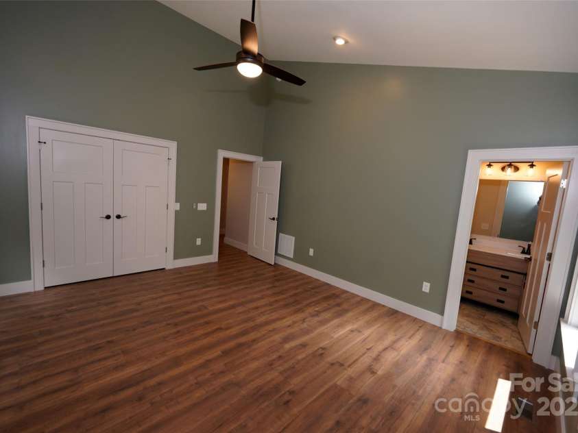 255 Davy Crockett Drive, Maggie Valley, NC 28785.  MLS# CAR4279702, YatesRealty ID 32531. 