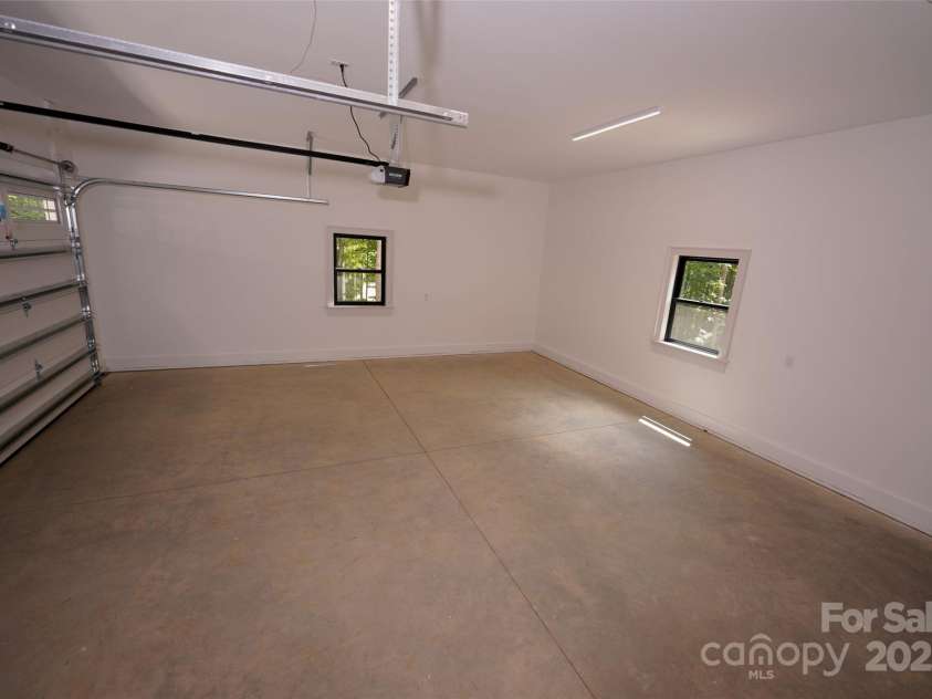 255 Davy Crockett Drive, Maggie Valley, NC 28785.  MLS# CAR4279702, YatesRealty ID 32531. 