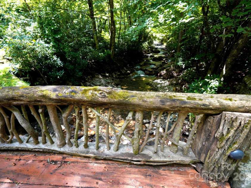 255 Davy Crockett Drive, Maggie Valley, NC 28785.  MLS# CAR4279702, YatesRealty ID 32531. 