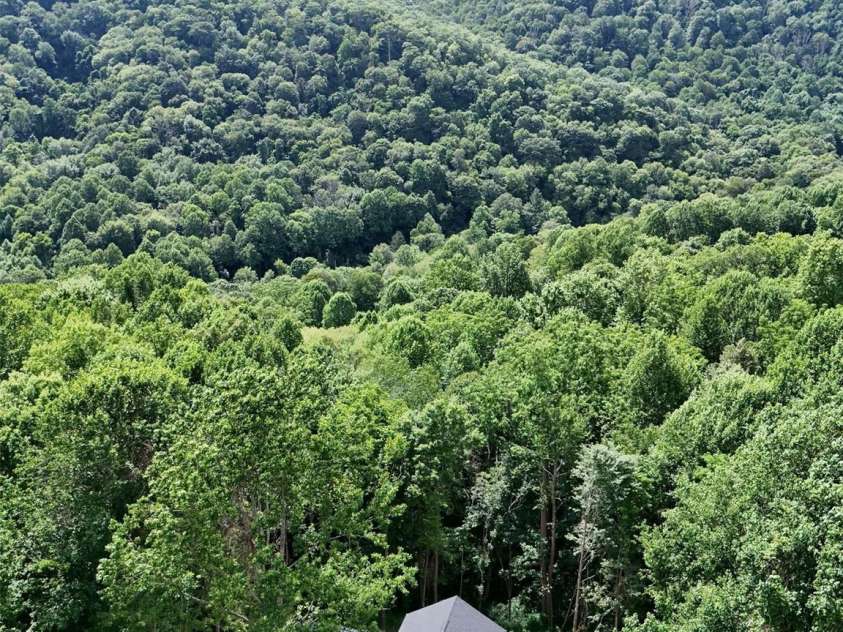 255 Davy Crockett Drive, Maggie Valley, NC 28785.  MLS# CAR4279702, YatesRealty ID 32531. 