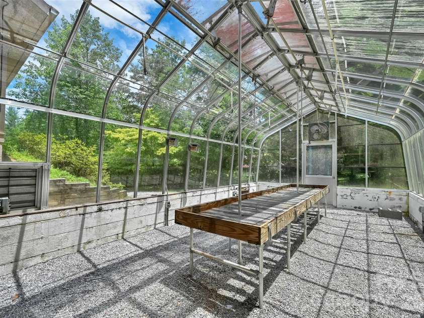 300 Ethan Pond Way, Hendersonville, NC 28791.  MLS# CAR4390703, YatesRealty ID 32532. 
