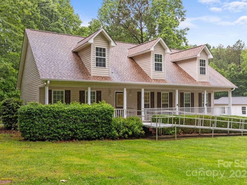 3039 Paraham Road, York, SC 29745.  MLS# CAR4226264, YatesRealty ID 32533. 