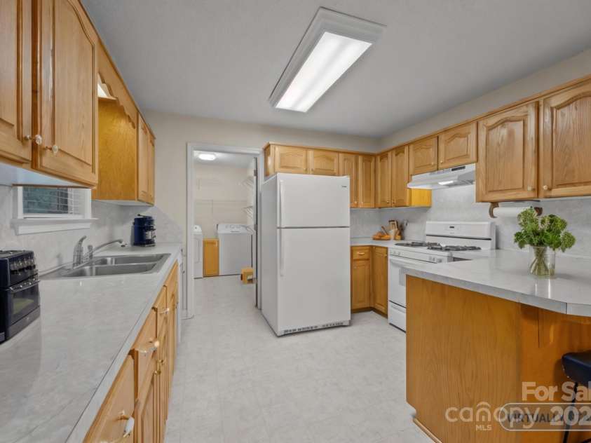 3039 Paraham Road, York, SC 29745.  MLS# CAR4226264, YatesRealty ID 32533. 