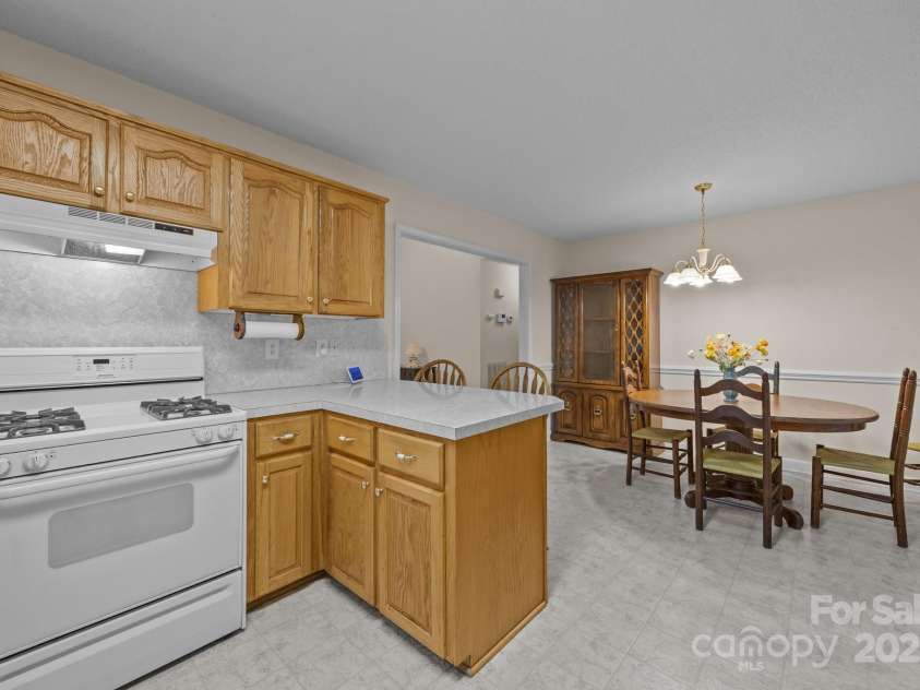 3039 Paraham Road, York, SC 29745.  MLS# CAR4226264, YatesRealty ID 32533. 