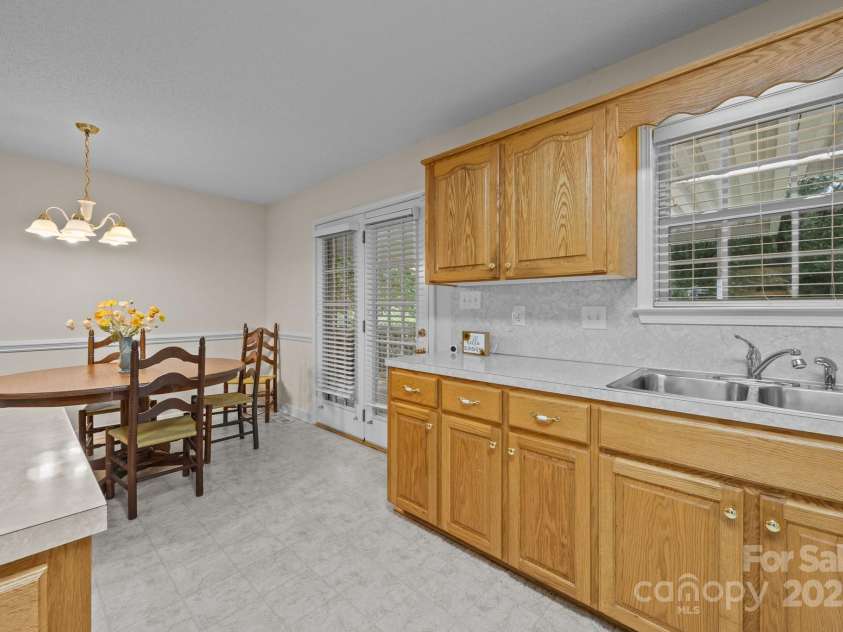 3039 Paraham Road, York, SC 29745.  MLS# CAR4226264, YatesRealty ID 32533. 