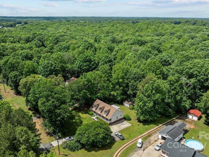 3039 Paraham Road, York, SC 29745.  MLS# CAR4226264, YatesRealty ID 32533. 