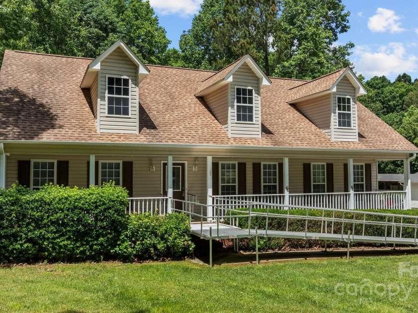 3039 Paraham Road, York, SC 29745.  MLS# CAR4226264, YatesRealty ID 32533. 