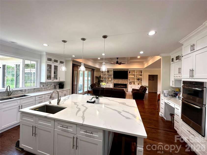 7302 Tesh Road, Monroe, NC 28110.  MLS# CAR4395848, YatesRealty ID 32533. 