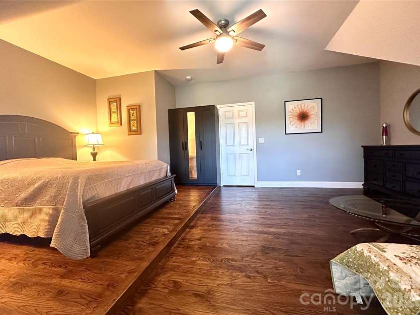 7302 Tesh Road, Monroe, NC 28110.  MLS# CAR4395848, YatesRealty ID 32533. Family room