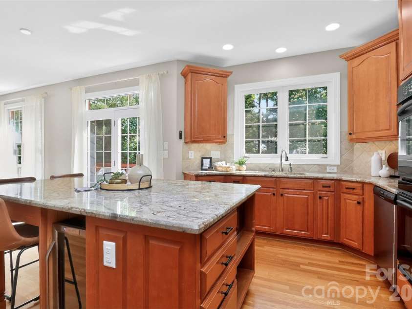 2307 Keara Way, Charlotte, NC 28270.  MLS# CAR4385558, YatesRealty ID 32534. 