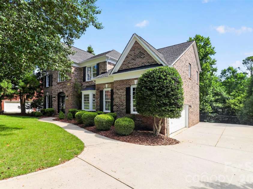 2307 Keara Way, Charlotte, NC 28270.  MLS# CAR4385558, YatesRealty ID 32534. 