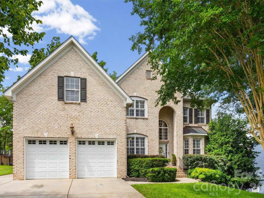 780 Fairway Point Drive, Tega Cay, SC 29708.  MLS# CAR4384591, YatesRealty ID 32536. 