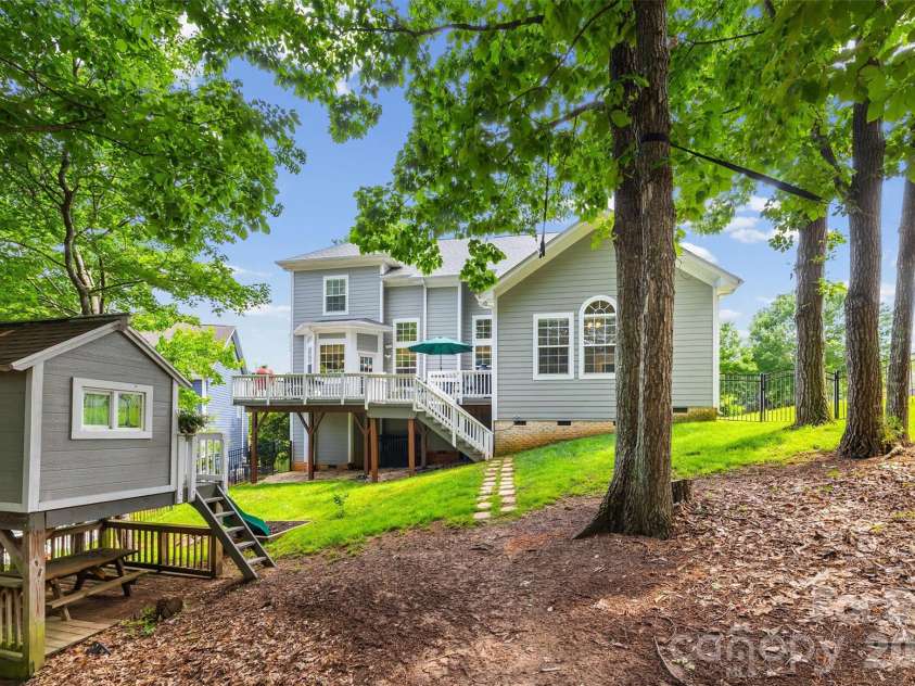 780 Fairway Point Drive, Tega Cay, SC 29708.  MLS# CAR4384591, YatesRealty ID 32536. 