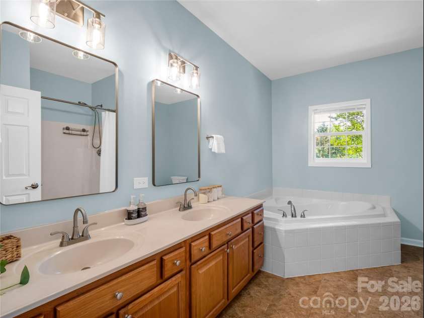 138 Elliott Lane, Rutherfordton, NC 28139.  MLS# CAR4394425, YatesRealty ID 32538. 