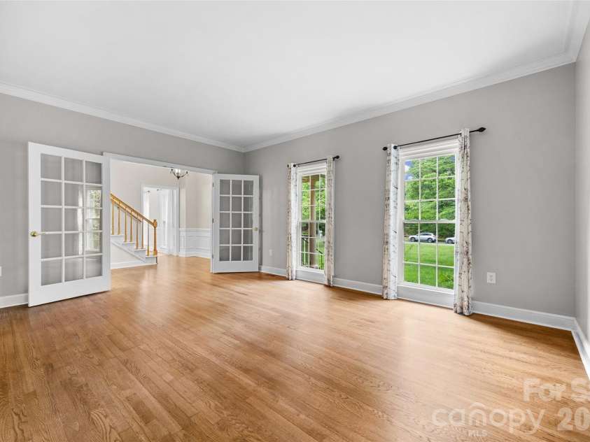 2115 Providence Drive, Charlotte, NC 28270.  MLS# CAR4384021, YatesRealty ID 32539. 