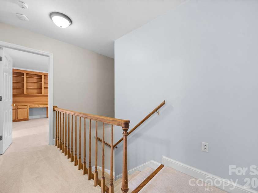 2115 Providence Drive, Charlotte, NC 28270.  MLS# CAR4384021, YatesRealty ID 32539. 