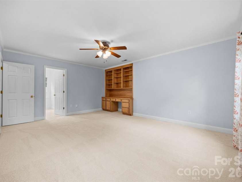 2115 Providence Drive, Charlotte, NC 28270.  MLS# CAR4384021, YatesRealty ID 32539. 