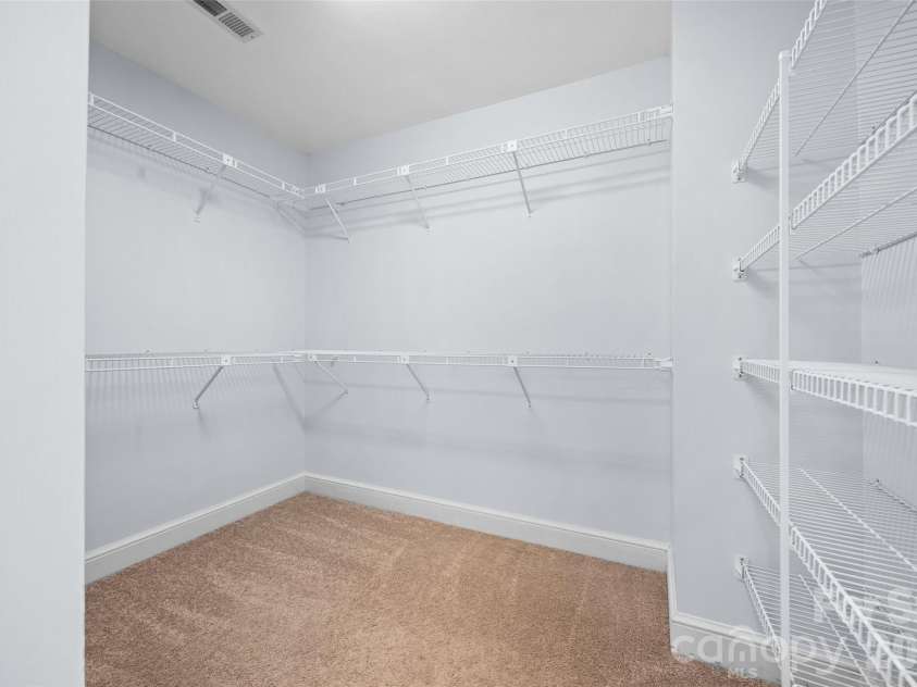 2115 Providence Drive, Charlotte, NC 28270.  MLS# CAR4384021, YatesRealty ID 32539. 