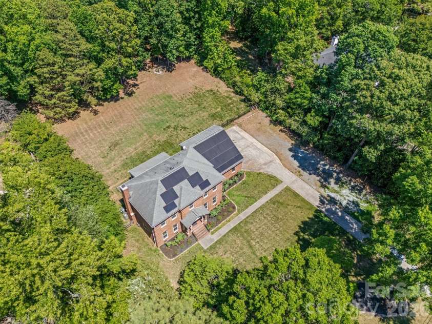 2115 Providence Drive, Charlotte, NC 28270.  MLS# CAR4384021, YatesRealty ID 32539. 