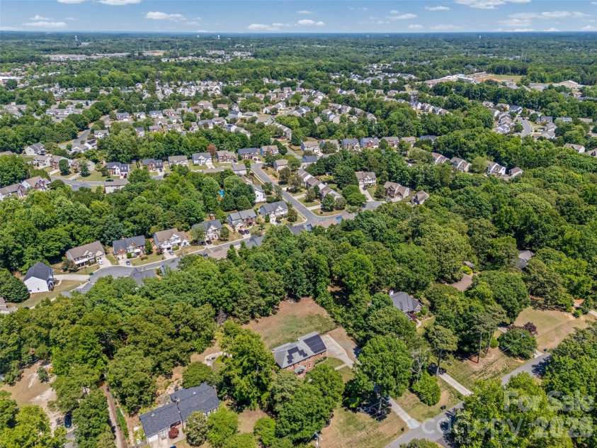 2115 Providence Drive, Charlotte, NC 28270.  MLS# CAR4384021, YatesRealty ID 32539. 