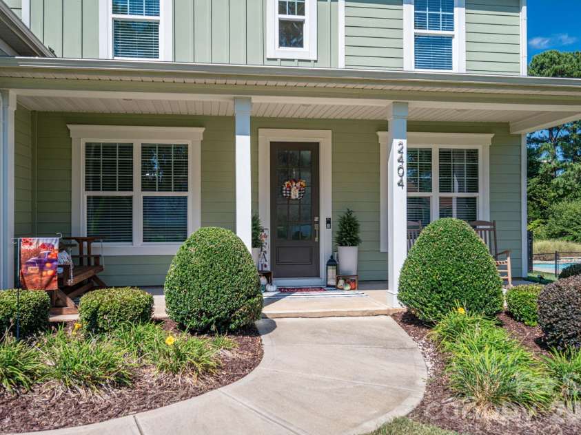 2404 Rosemond Circle, Gastonia, NC 28056.  MLS# CAR4337482, YatesRealty ID 3254. 