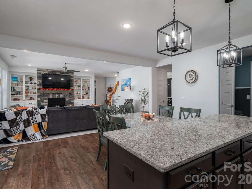 2404 Rosemond Circle, Gastonia, NC 28056.  MLS# CAR4337482, YatesRealty ID 3254. 