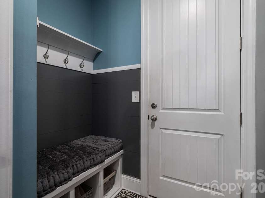 2404 Rosemond Circle, Gastonia, NC 28056.  MLS# CAR4337482, YatesRealty ID 3254. 