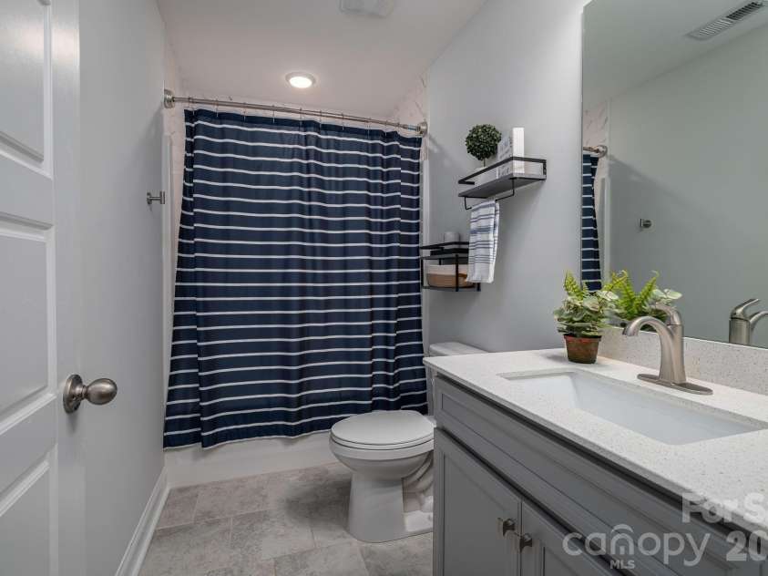 2404 Rosemond Circle, Gastonia, NC 28056.  MLS# CAR4337482, YatesRealty ID 3254. 